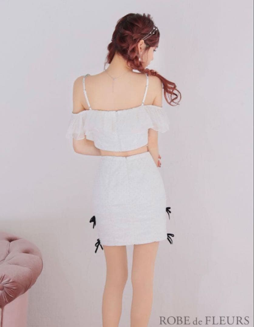 オフショルフリルチュールリボンセットアップ