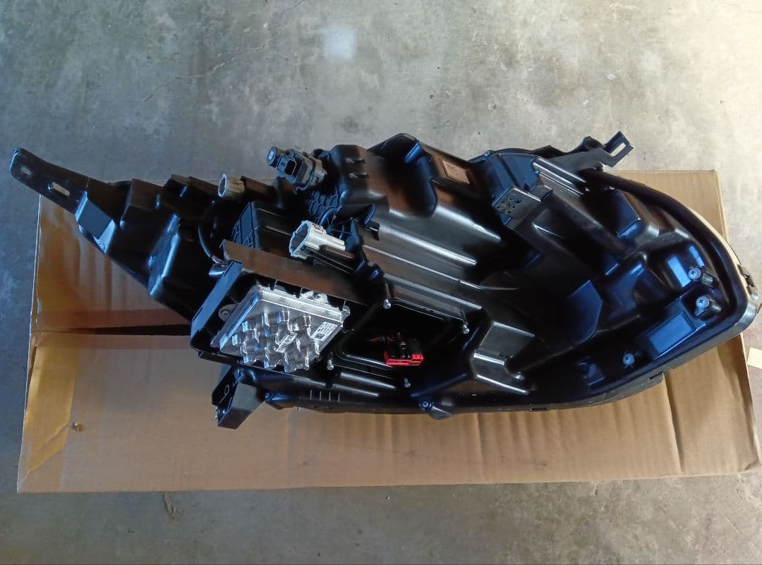 日産 ノート オーラ 純正 左ヘッドライト ICHIKOH 1994