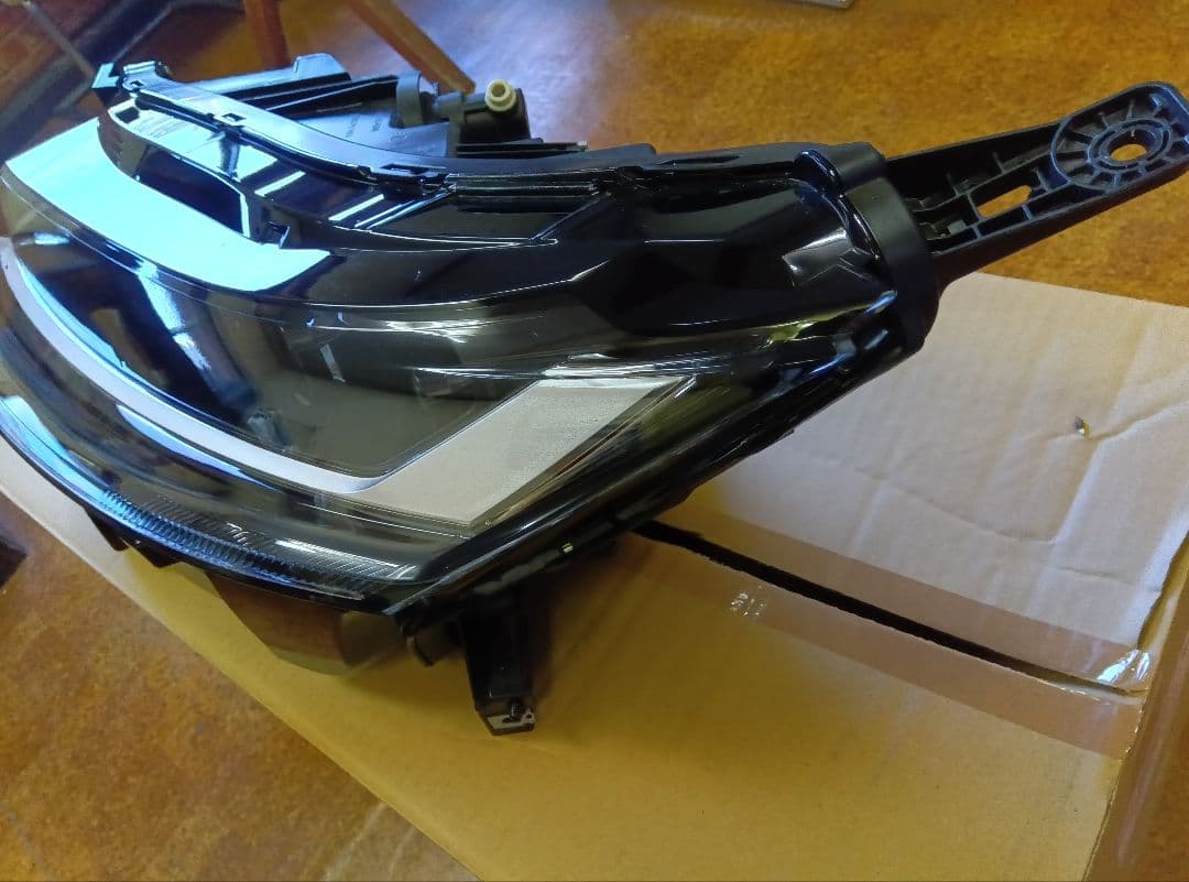 日産 ノート オーラ 純正 左ヘッドライト ICHIKOH 1994