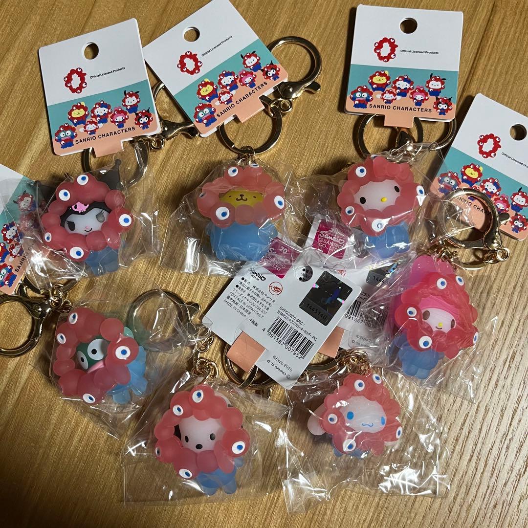 万博　ミャクミャク　サンリオ　クリア　キーホルダー　コンプリート