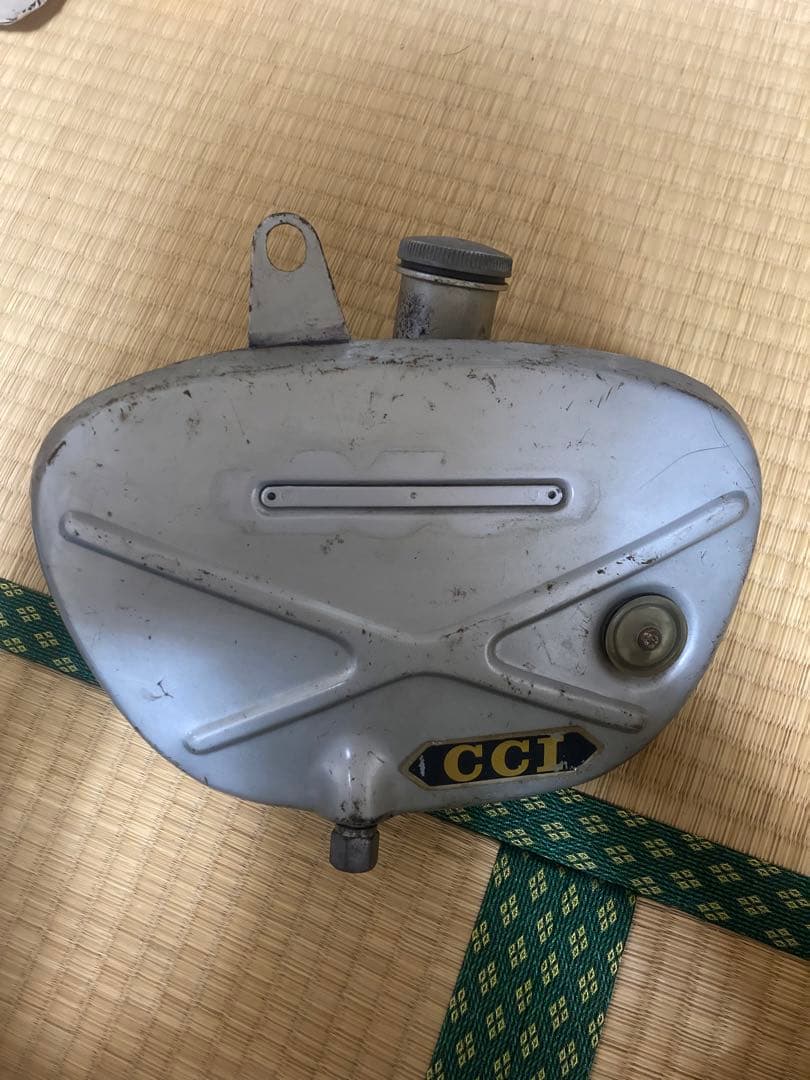 スズキハスラー、TS2502型オイルタンク