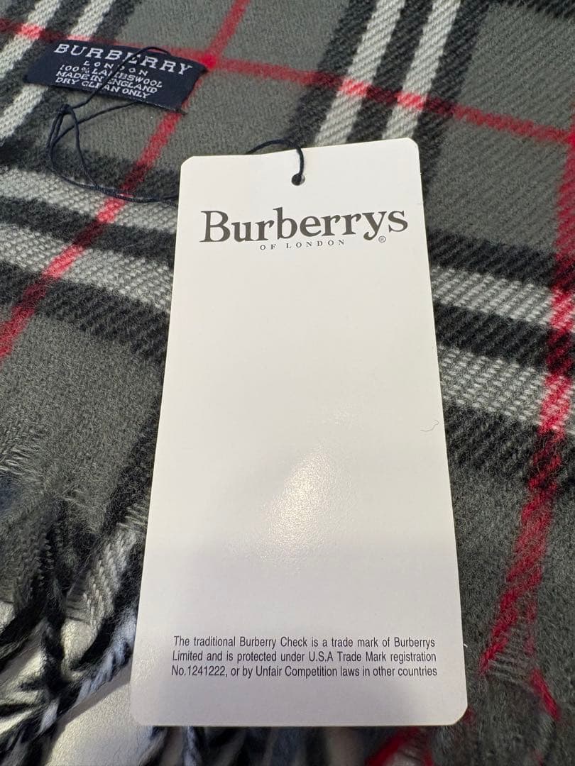 新品未使用　タグ付き　Burberry グレー チェック マフラー 新品