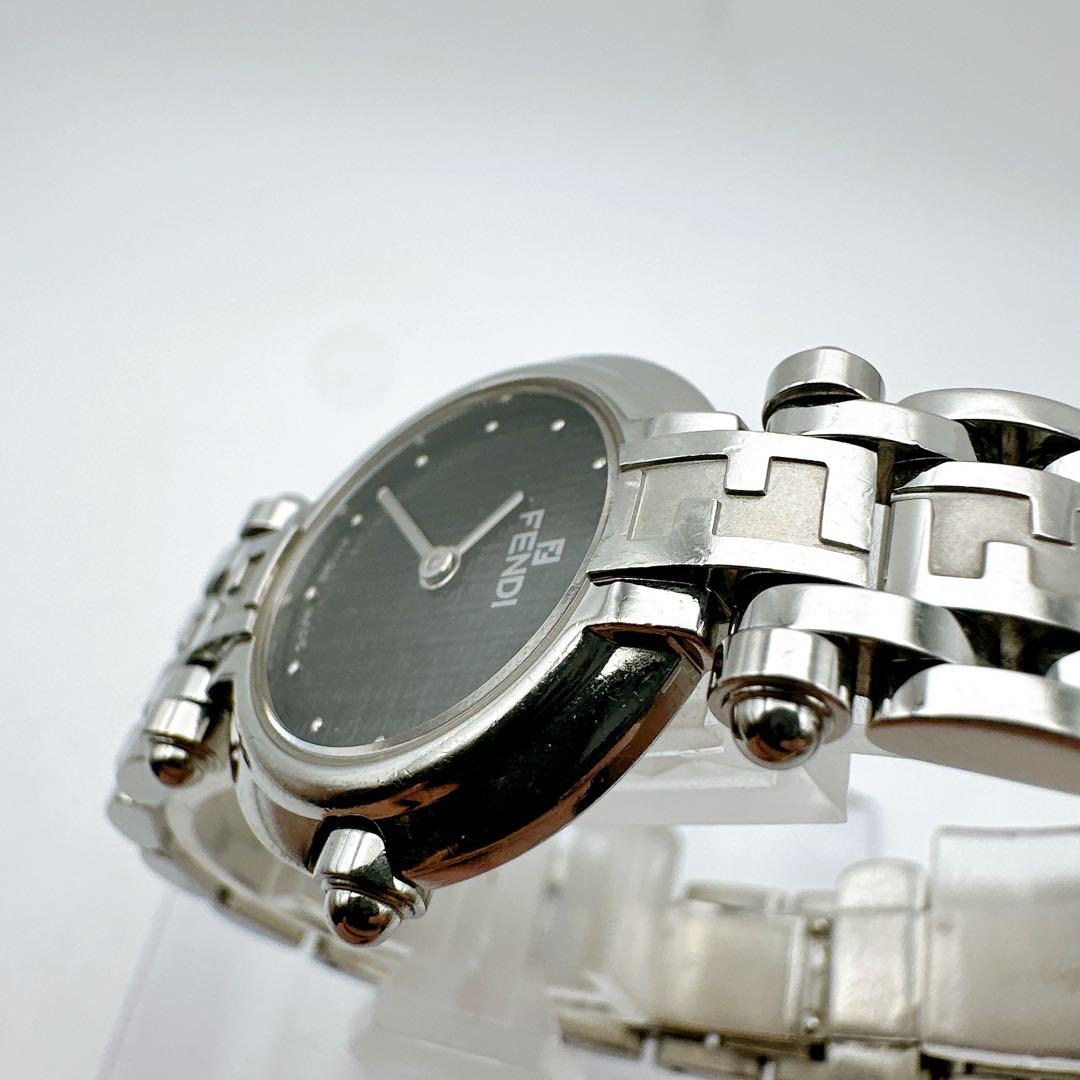 美品 稼動品 FENDI フェンディ レディース腕時計 黒字盤 オロロギ 定番