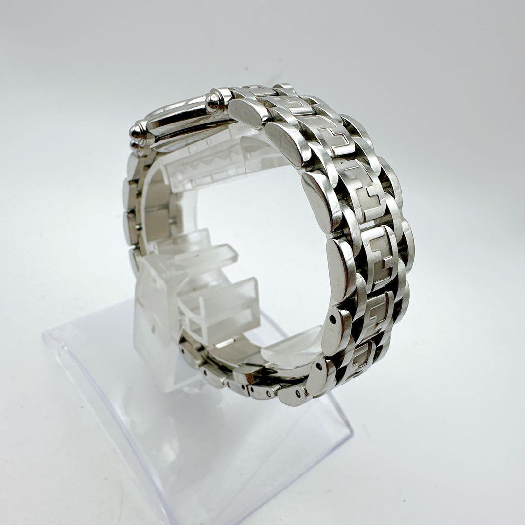 美品 稼動品 FENDI フェンディ レディース腕時計 黒字盤 オロロギ 定番