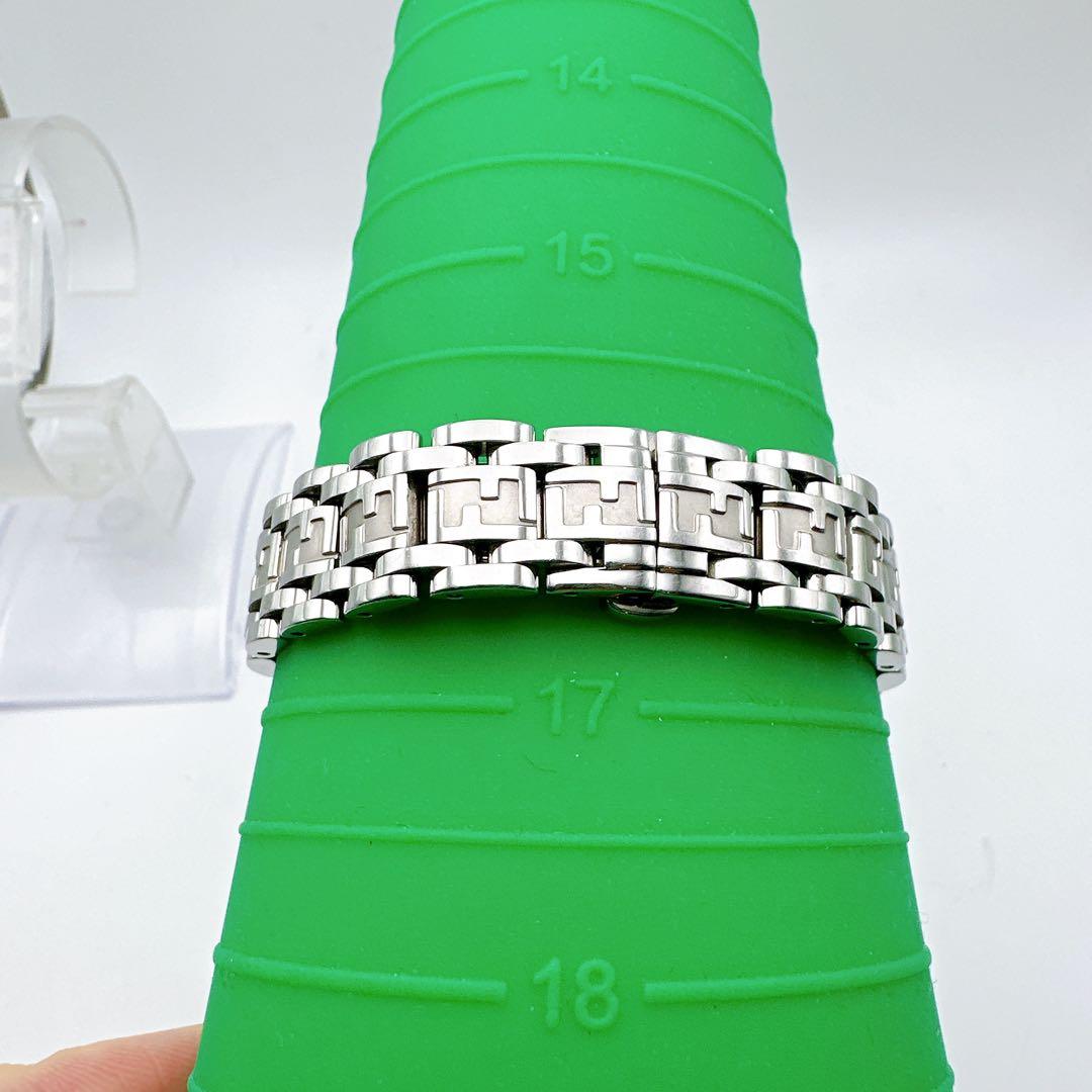 美品 稼動品 FENDI フェンディ レディース腕時計 黒字盤 オロロギ 定番