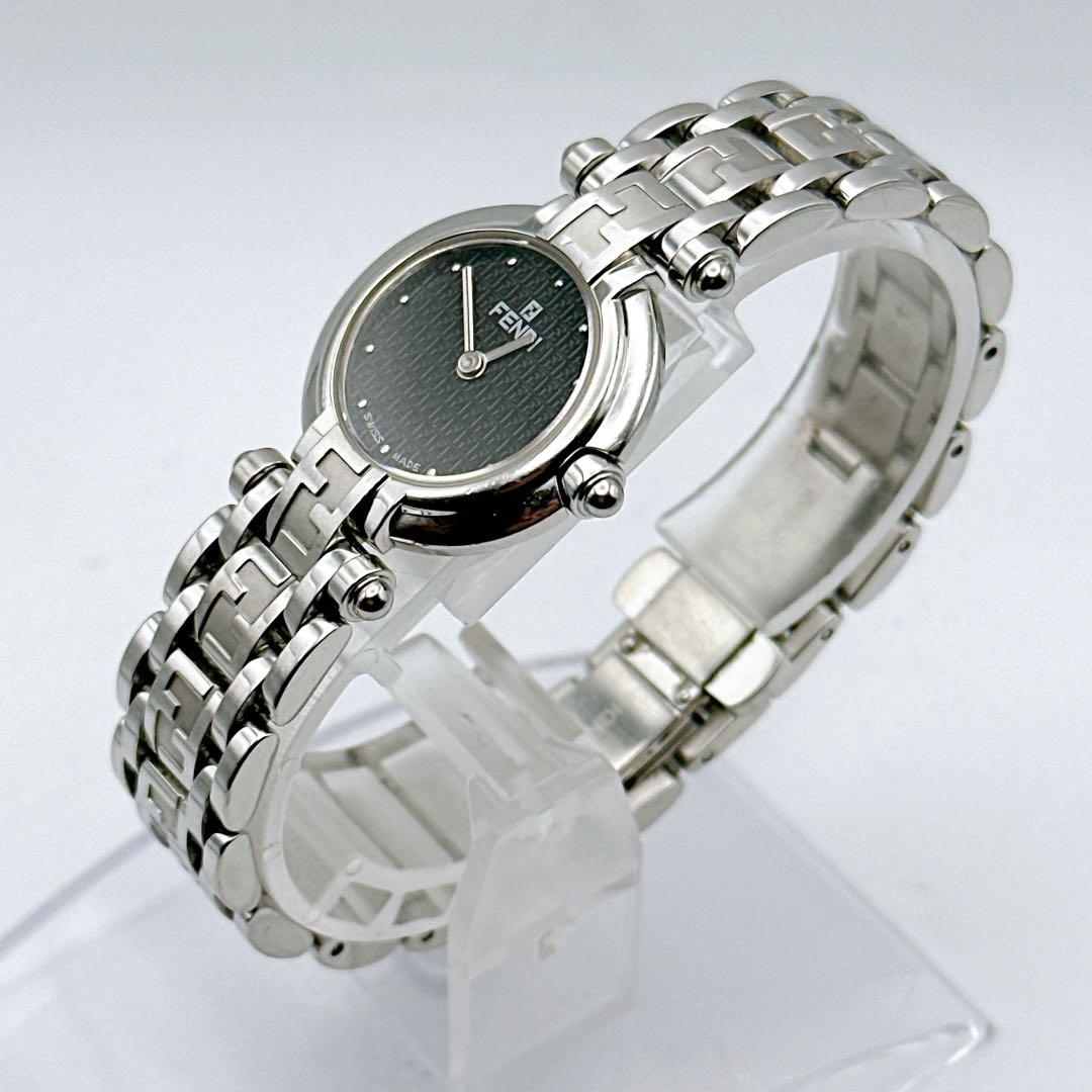 美品 稼動品 FENDI フェンディ レディース腕時計 黒字盤 オロロギ 定番