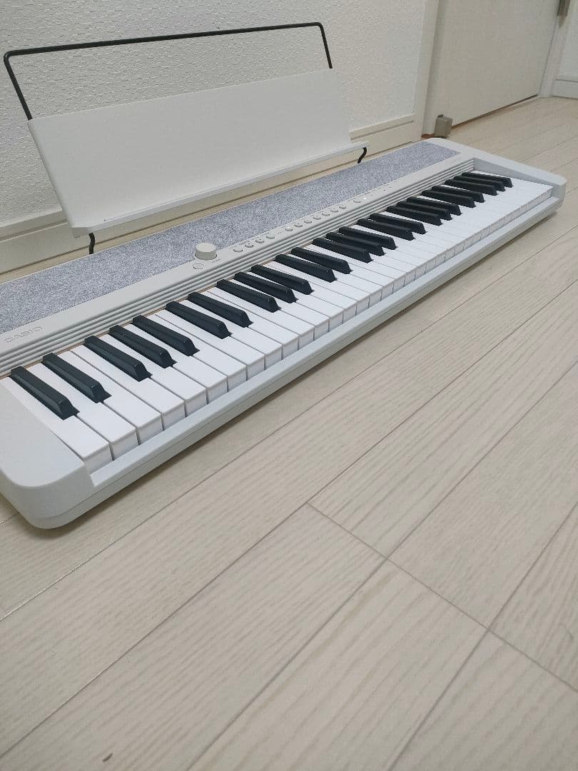 カシオ　電子キーボード　CT-S1 2025年製　　61鍵盤
