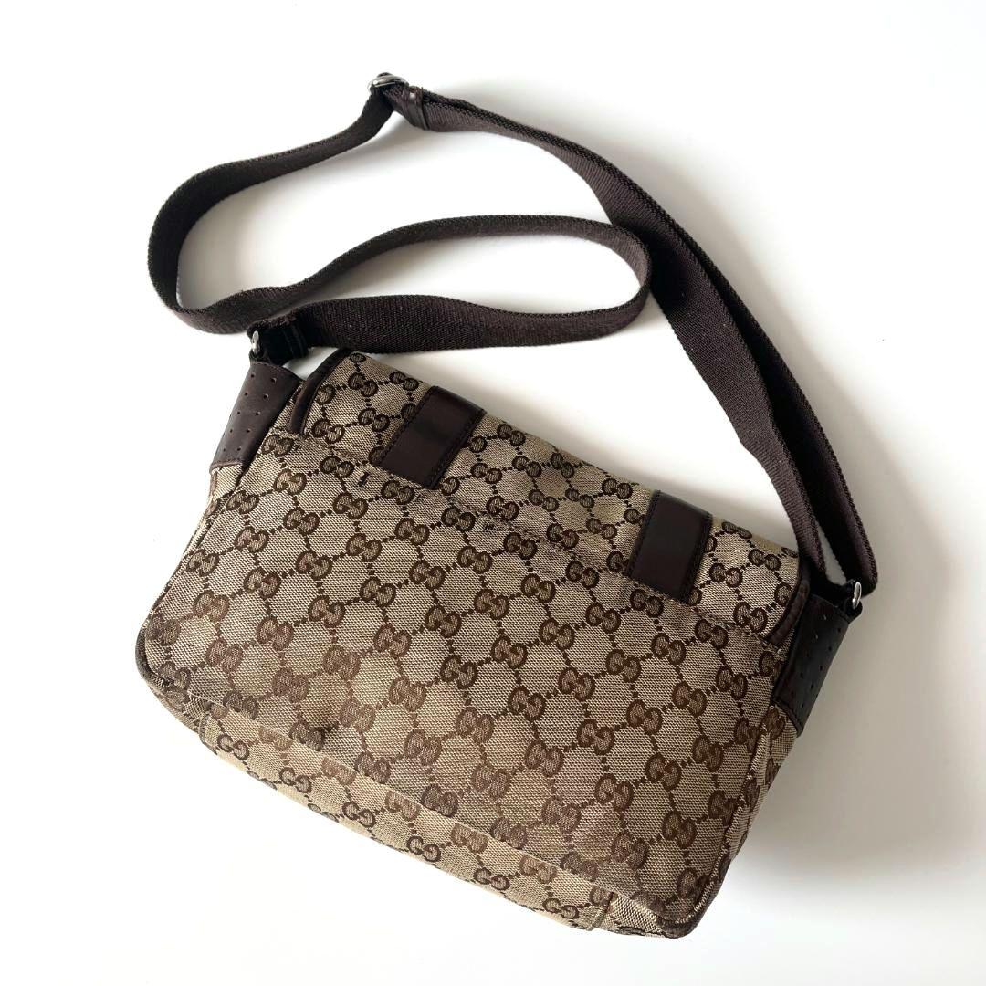 GUCCI グッチ GGキャンバス　ショルダーバッグ　メッセンジャー