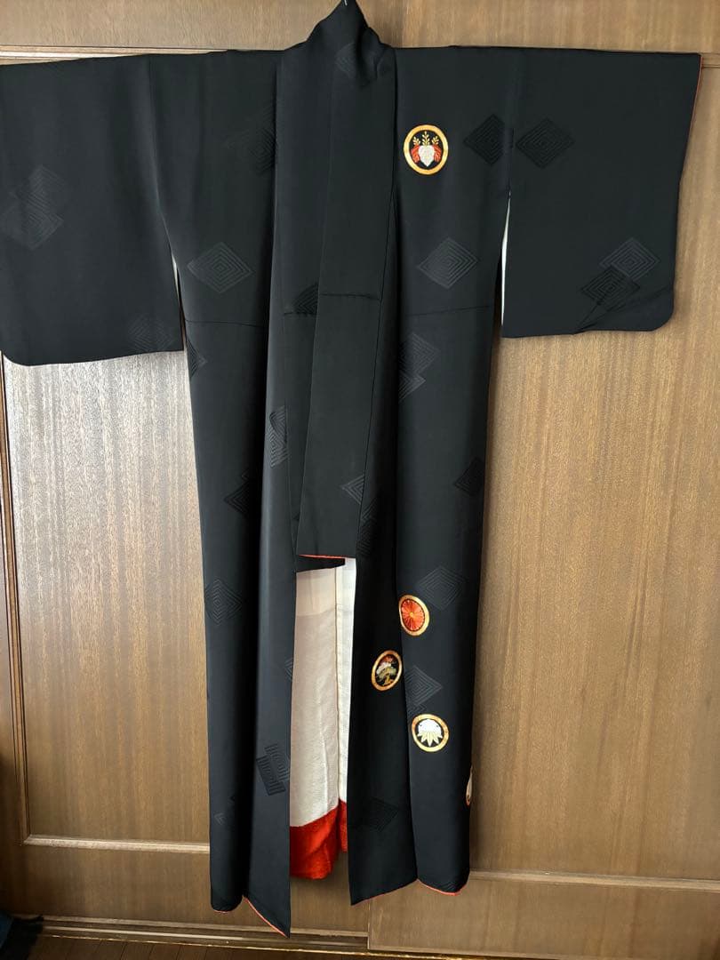 黒色 訪問着 刺繍入り