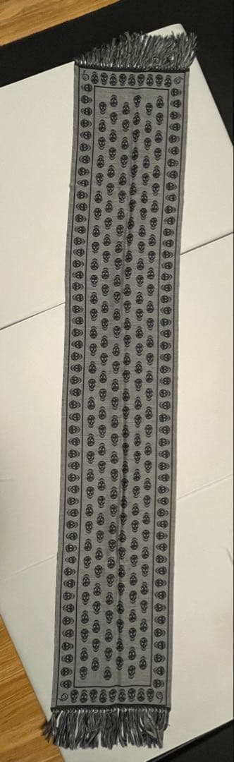 Alexander McQueen スカル柄マフラー
