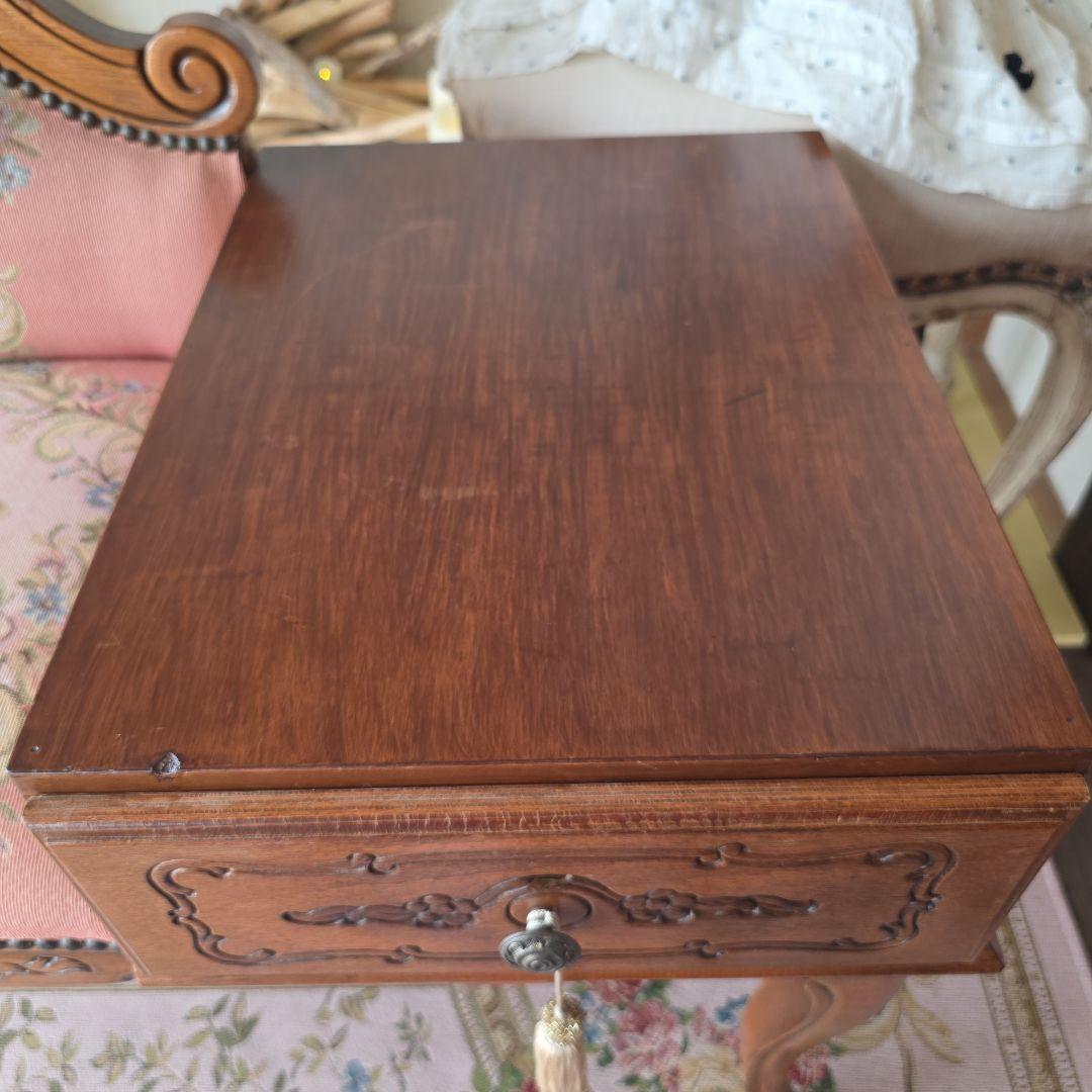 お取り置きとなりました　英国アンティーク　ゴブラン織　椅子　テーブル　チェスト