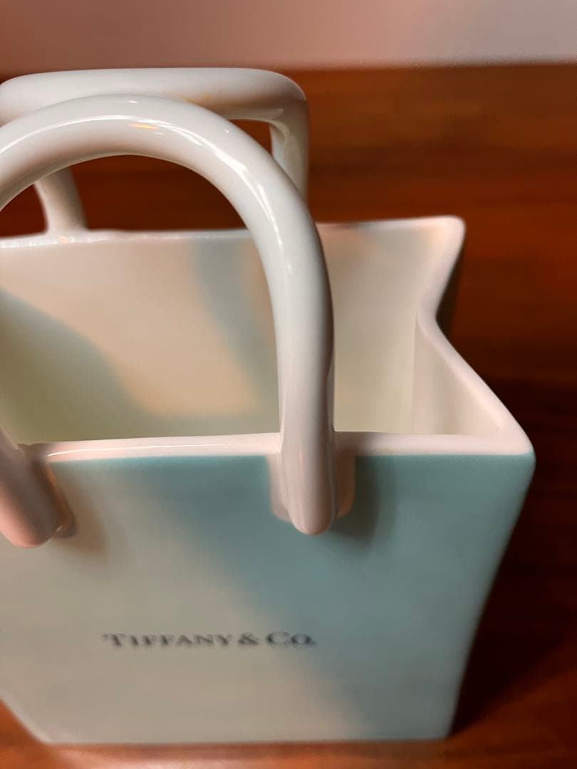 Tiffany & Co. ショッピングバッグ型花器