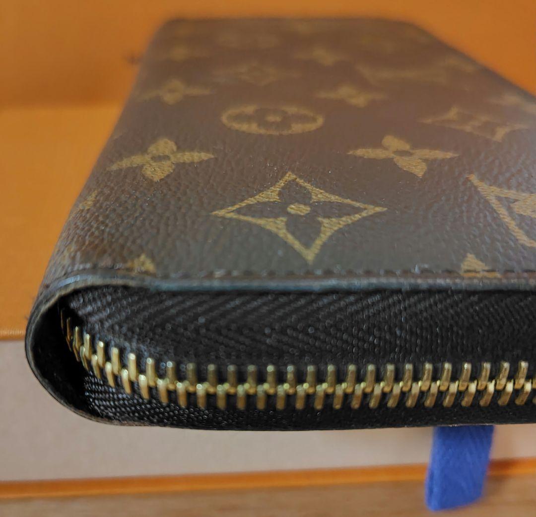 ルイヴィトン ジッピーウォレット M42616 長財布