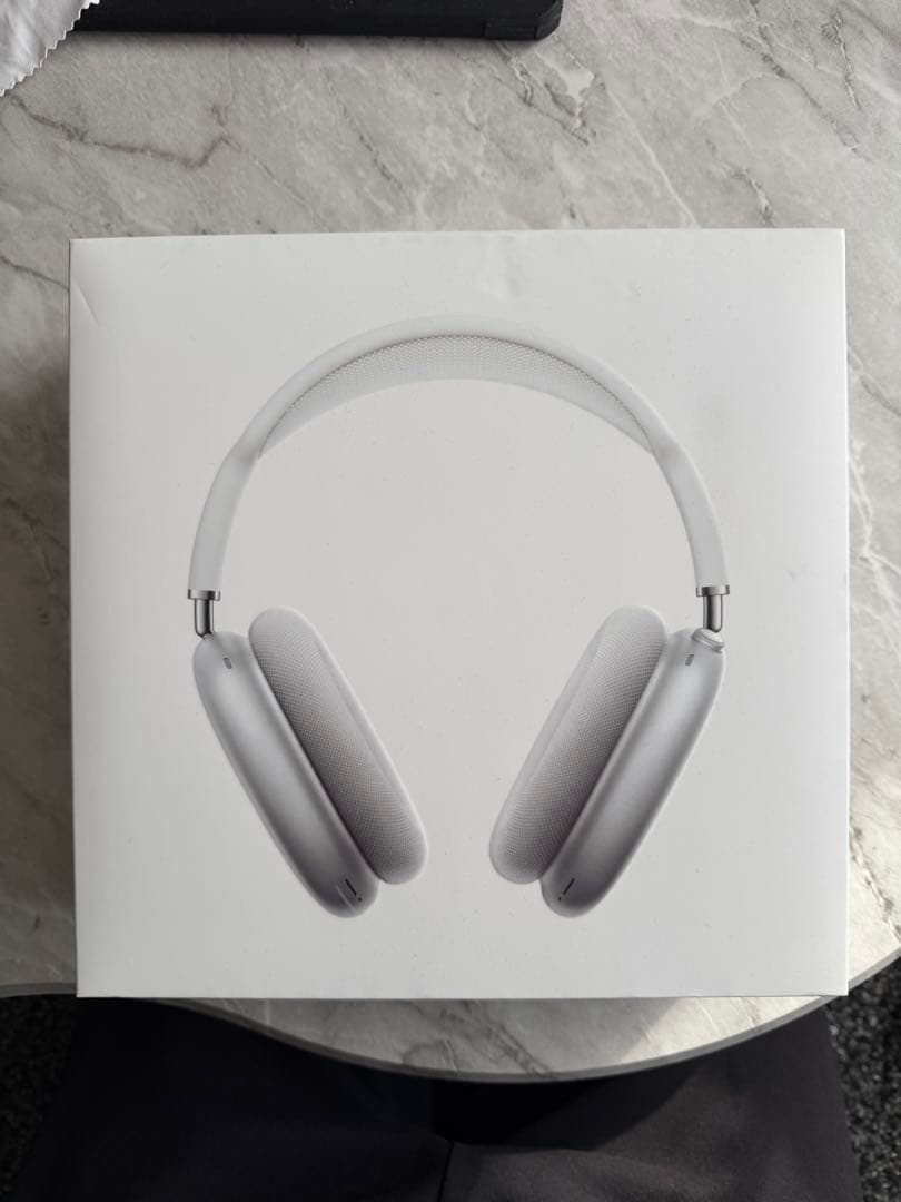 ヘッドホン AirPods Pro max