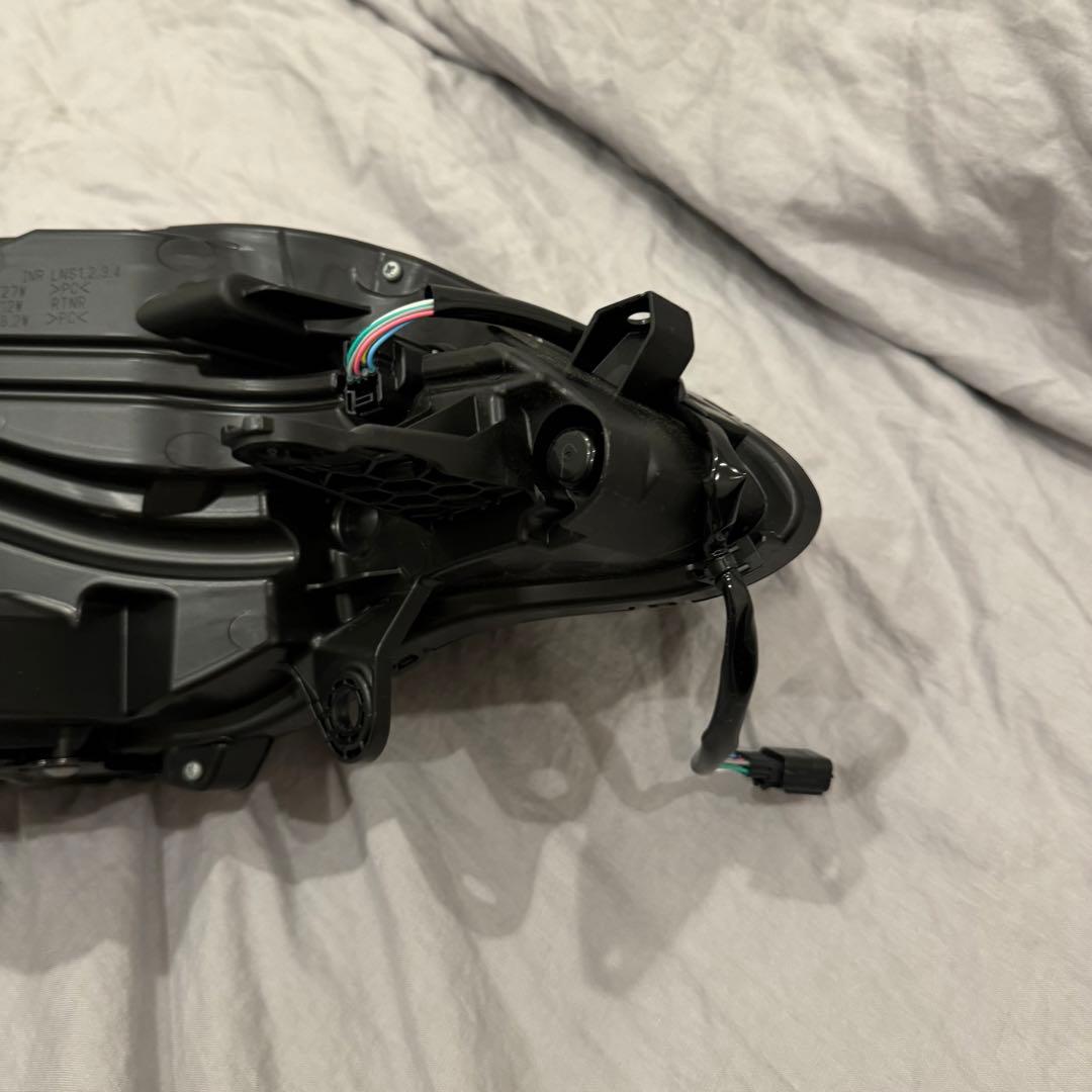 maさ⭐︎日産アリア　ARIYA ヘッドライト左 FE0