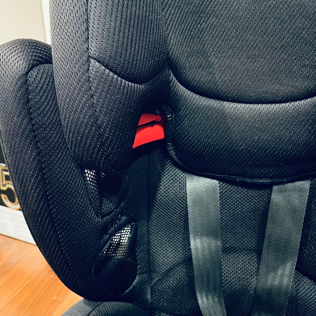 上位モデル✨Aprica AirGroove Plus 黒　ジュニアシート　1歳