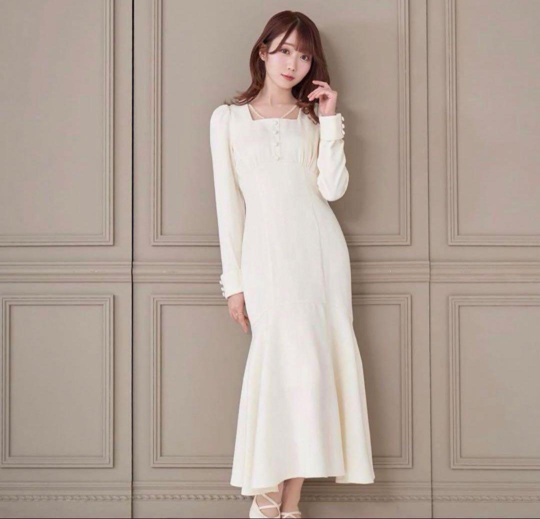 Rosé Muse tweed mermaid dress