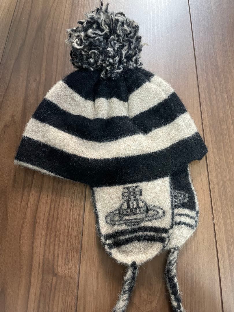 ヴィヴィアン ウエストウッド NANA 映画　シン着用　ニット帽　オーブ