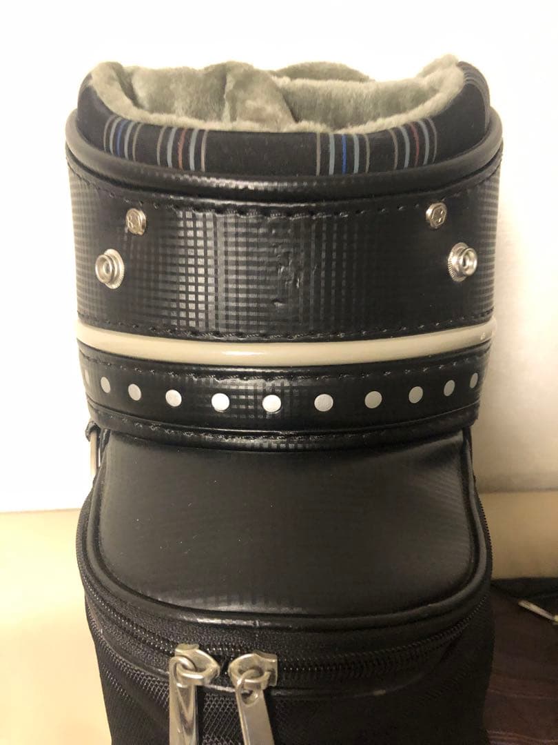 【送料込み】廃盤希少品　ナイキ　NIKE キャディバッグ　レディース