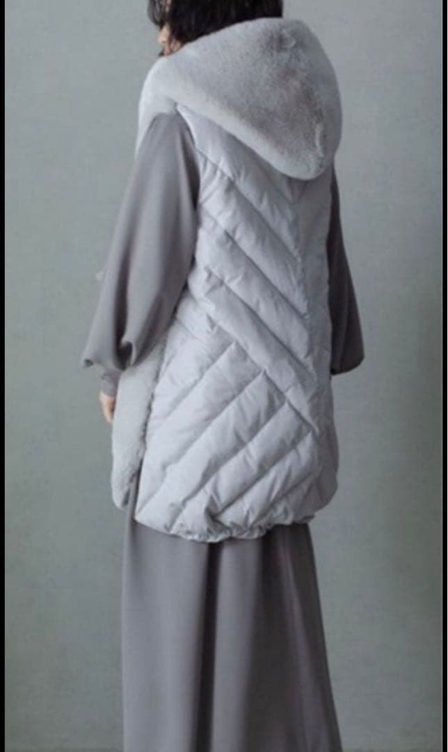 美品✨マルシャルテル♡ふわふわファーキルティングダウンベスト　ゆったり　グレー