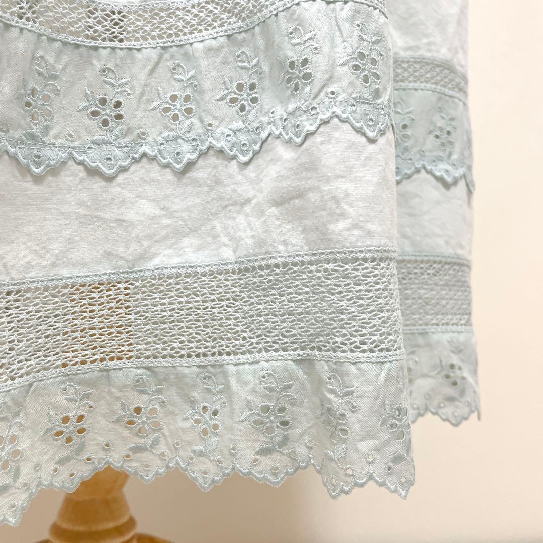 さえら Hischrone エプロン ブルー 薄水色 レース フラワー お花