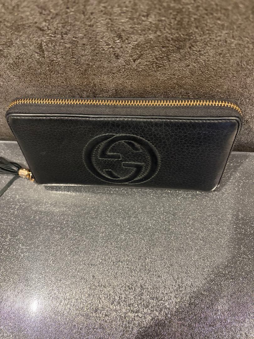 Rii⭐︎ 　GUCCI グッチ　ブラックレザー 長財布