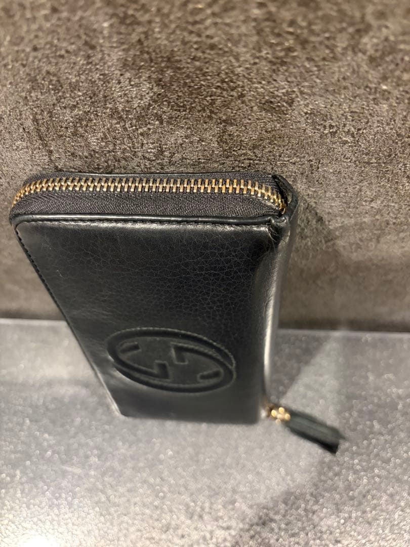 Rii⭐︎ 　GUCCI グッチ　ブラックレザー 長財布