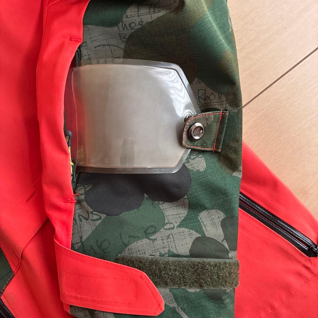 MIZUNOスキーウェア⭐︎迷彩デザイン 上下セット(ブレスサーモ)