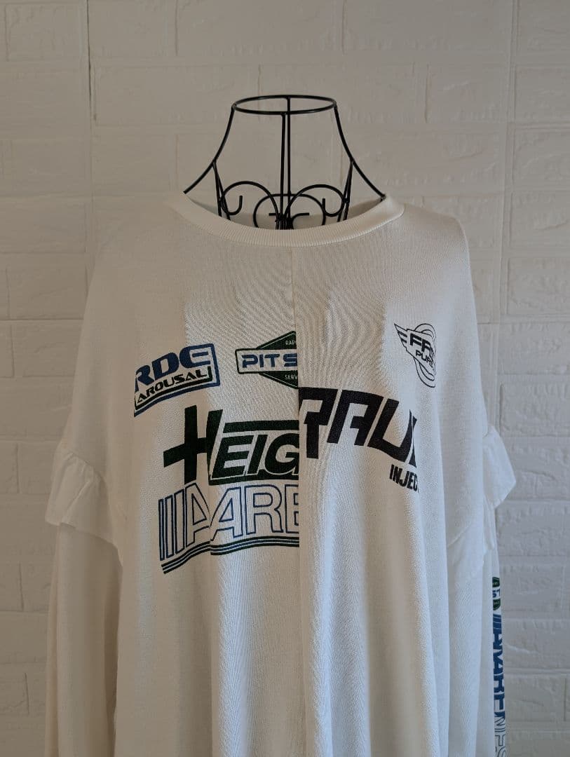 ローズバッド 完売品 スポーツロゴフリルドッキングチュニック スウェット 白