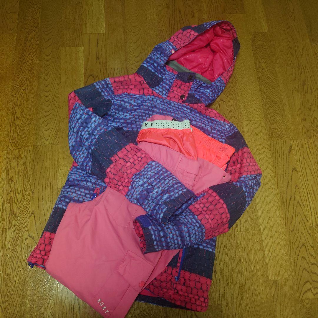 【美品】ROXY　スノボウェア　上下セットＭ　総柄　ニット柄　ロゴ　ピンク