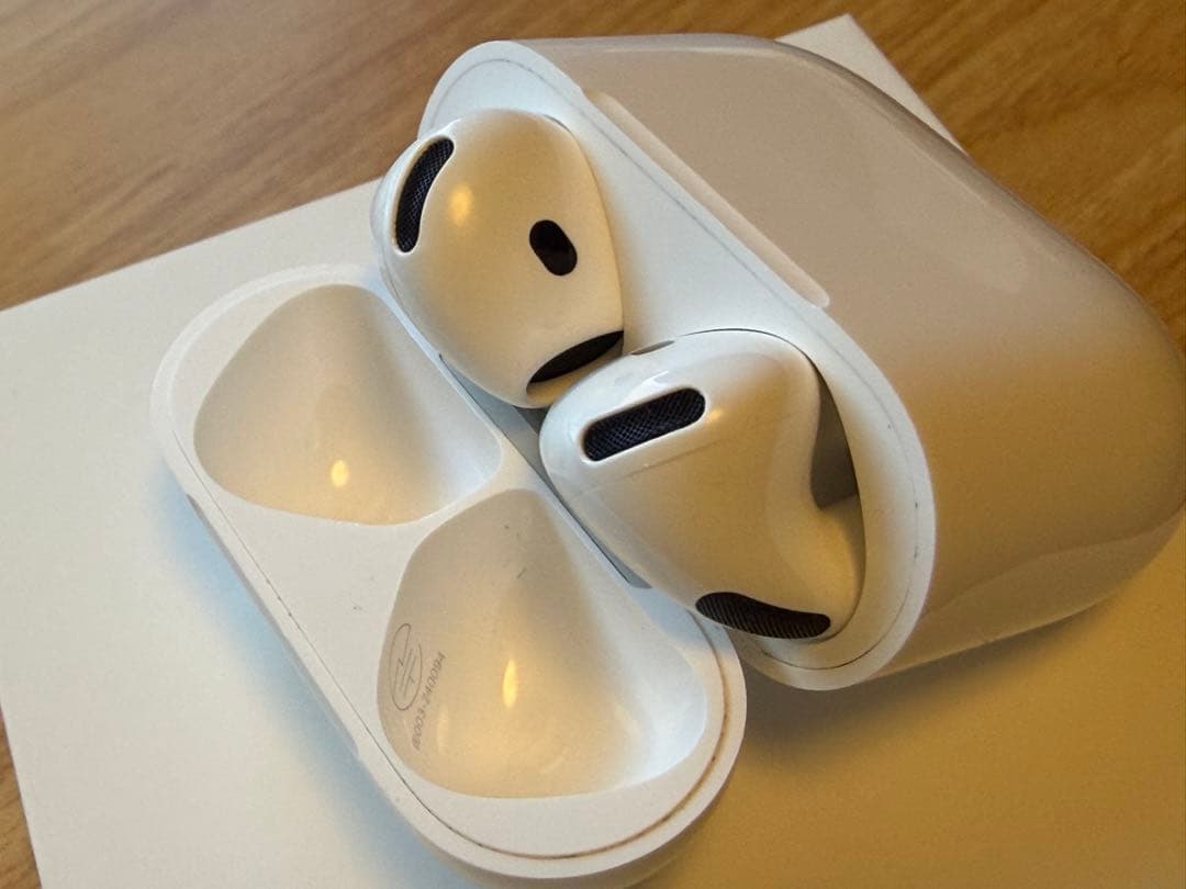 【AppleStore購入】AirPods4 アクティブノイズキャンセリング搭載
