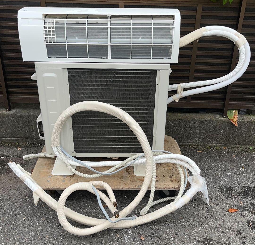 ダイキンルームエアコン6畳用内部クリーンお掃除機能付きリモコン、パイプホース付き