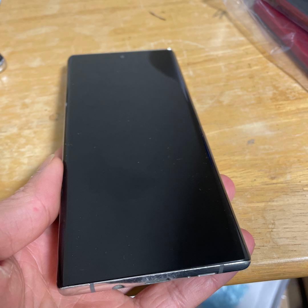 Y*y様 FUJITSU arrows NX9 F-52A sim フリー