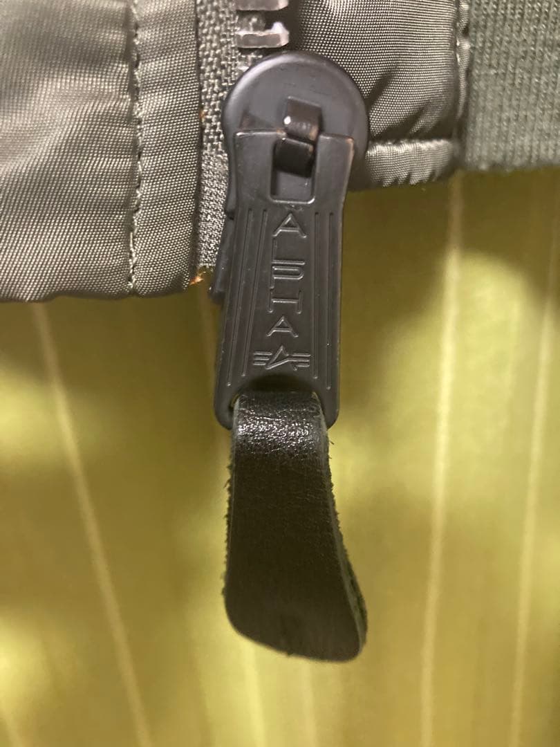 ALPHA INDUSTRIES MA-1 アルファ　MA-1 Mサイズ