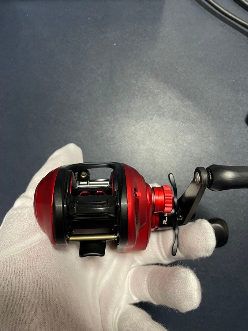 m*୧様 【美品】 アブ レボ5 ロケットL Abu REVO5 ROCKET