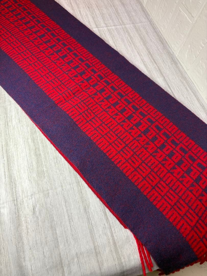 【限定特価】【極美品】supreme シュプリームマフラー ネイビー × レッド