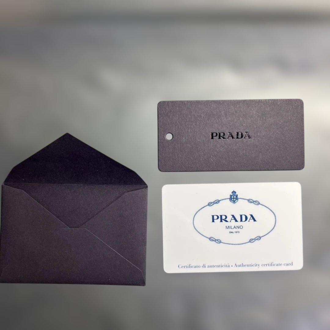 プラダ　長財布　レディース 釣りすぎ君