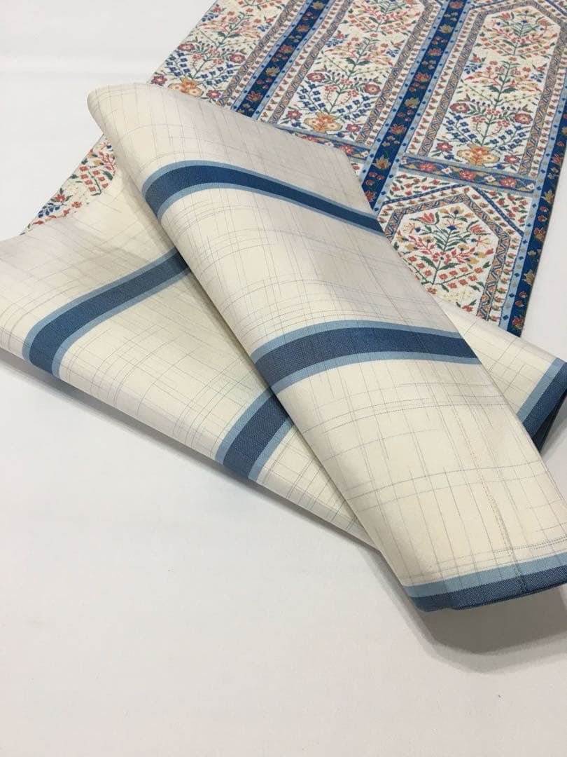 大島地の【名古屋帯】正絹　お太鼓柄