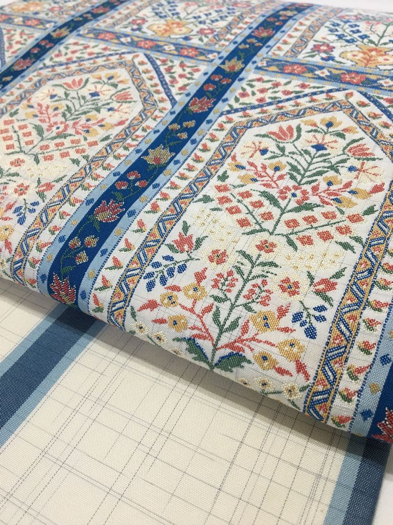 大島地の【名古屋帯】正絹　お太鼓柄