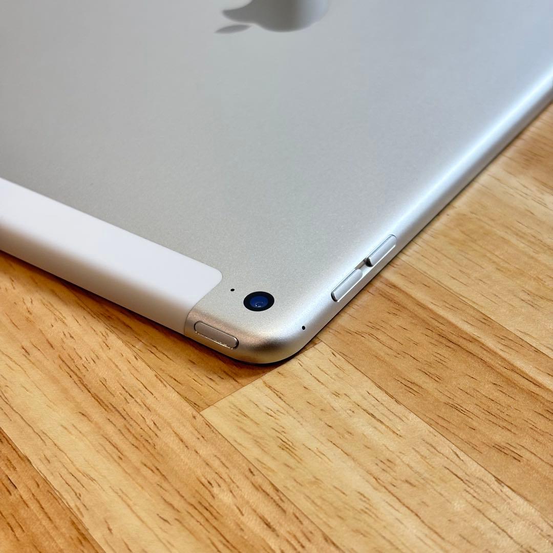 ☆美品☆ Apple iPad Air 2 32GB SIMフリー 本体