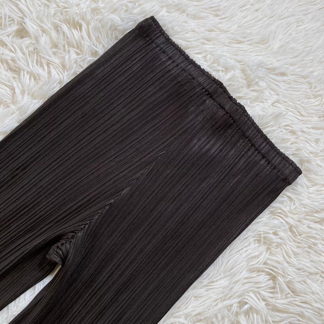 未使用級 極希少 プリーツプリーズ イッセイミヤケ フレアパンツ デザイン 黒