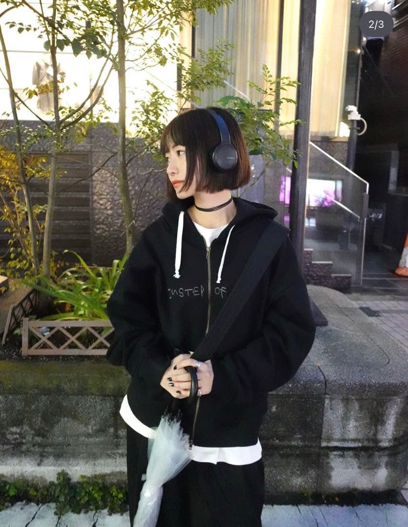 teen boop エンブロイダリージップパーカー