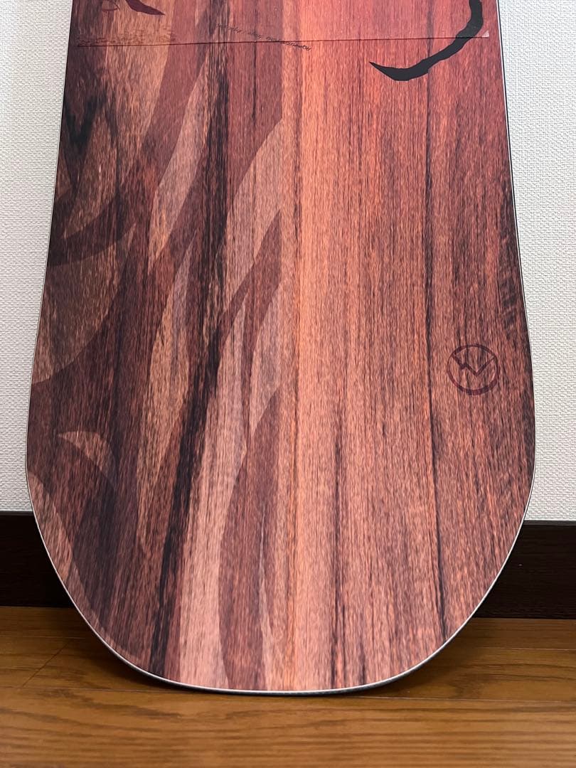 November DX4 147cm スノーボード