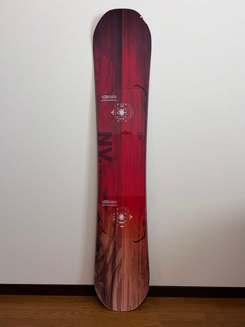 November DX4 147cm スノーボード