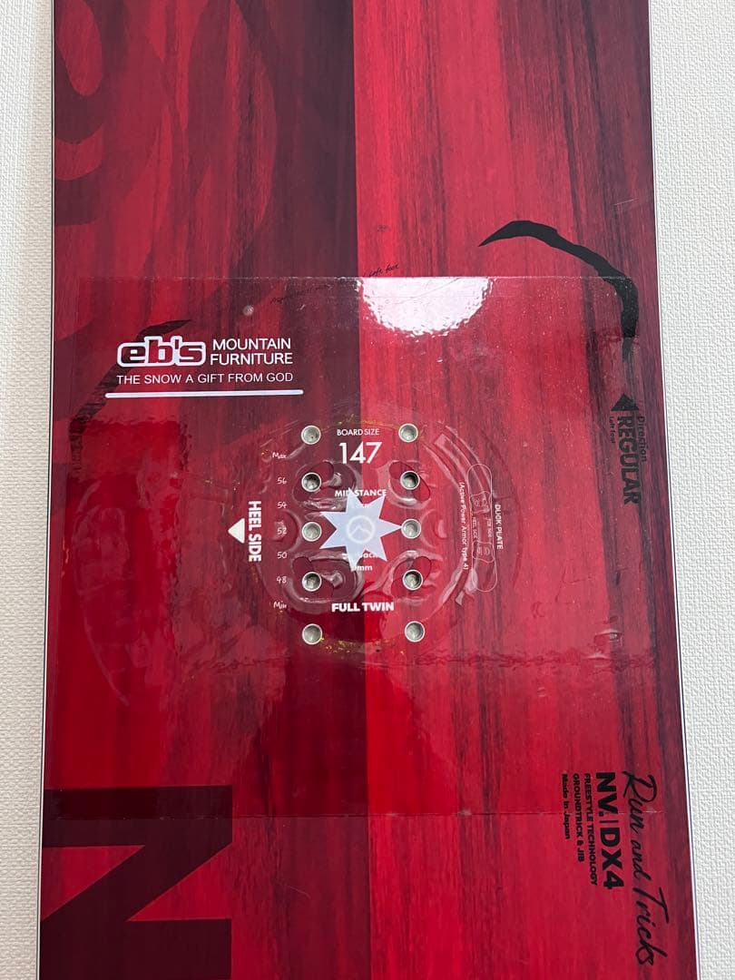 November DX4 147cm スノーボード