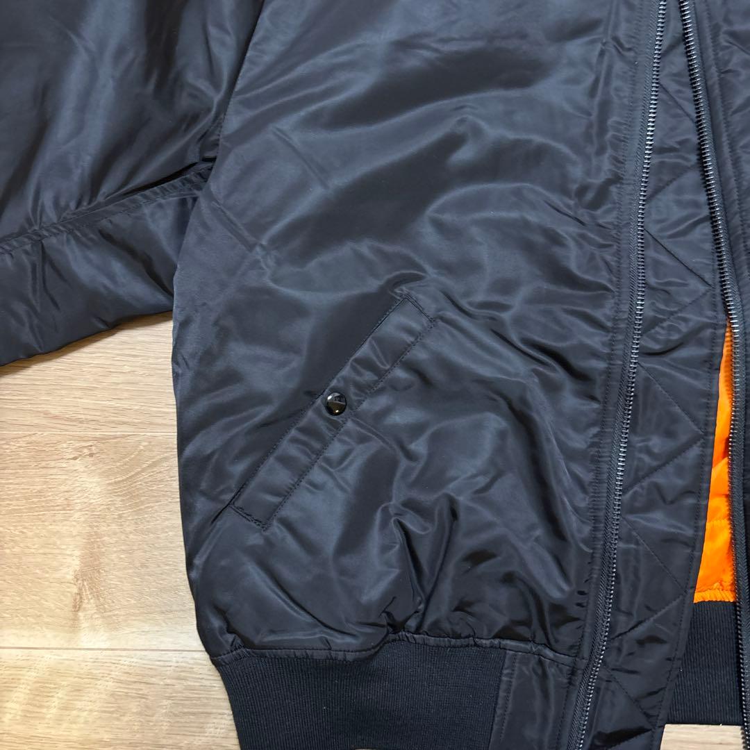 BEAMS リラックスフィット THERMOLITE(R) MA-1