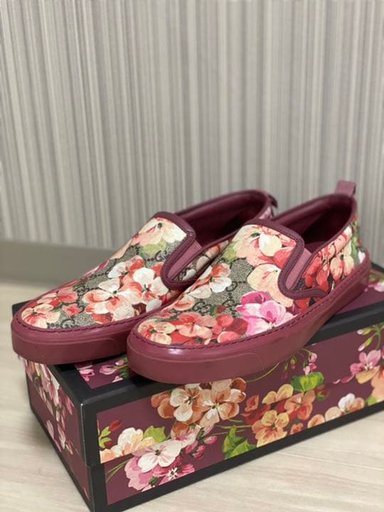 早い者勝ち♡GUCCI花柄スニーカー