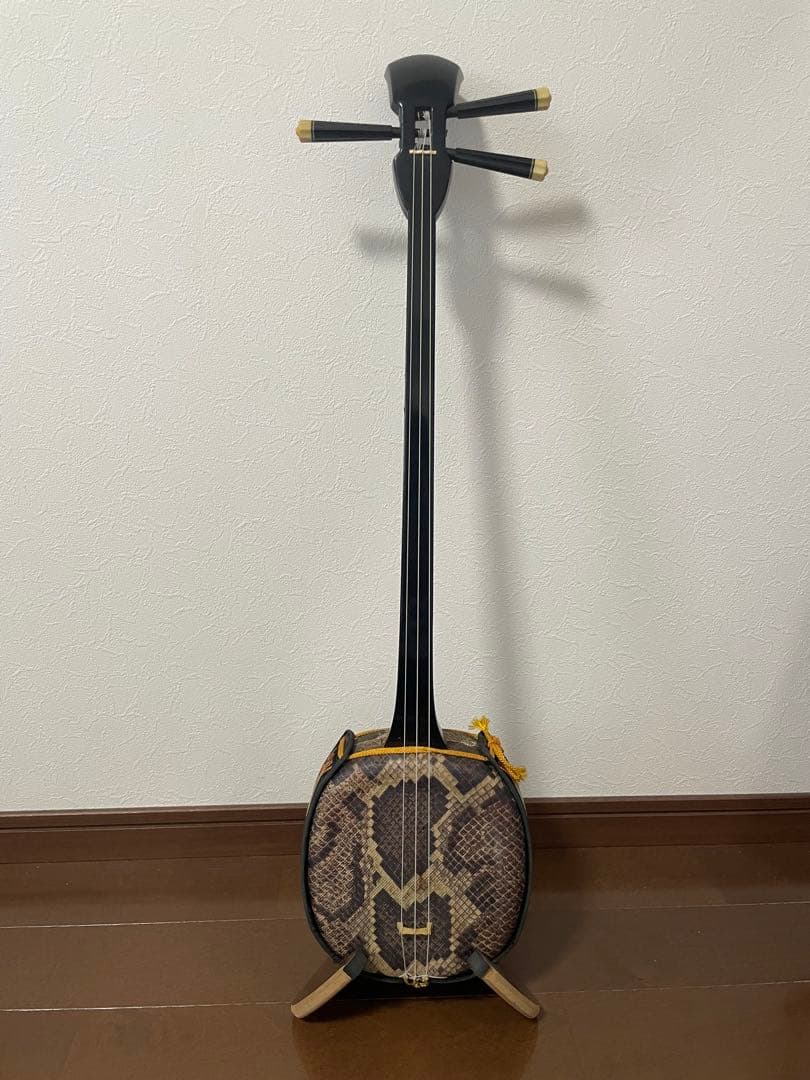 三線 沖縄　本体とケース