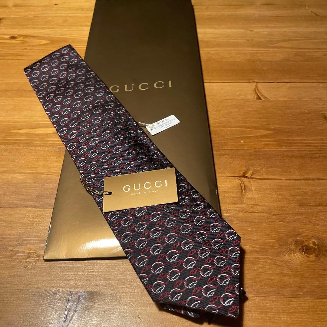 【新品未使用】GUCCIグッチシルクジャカードネクタイ GGパターン午年にも◎