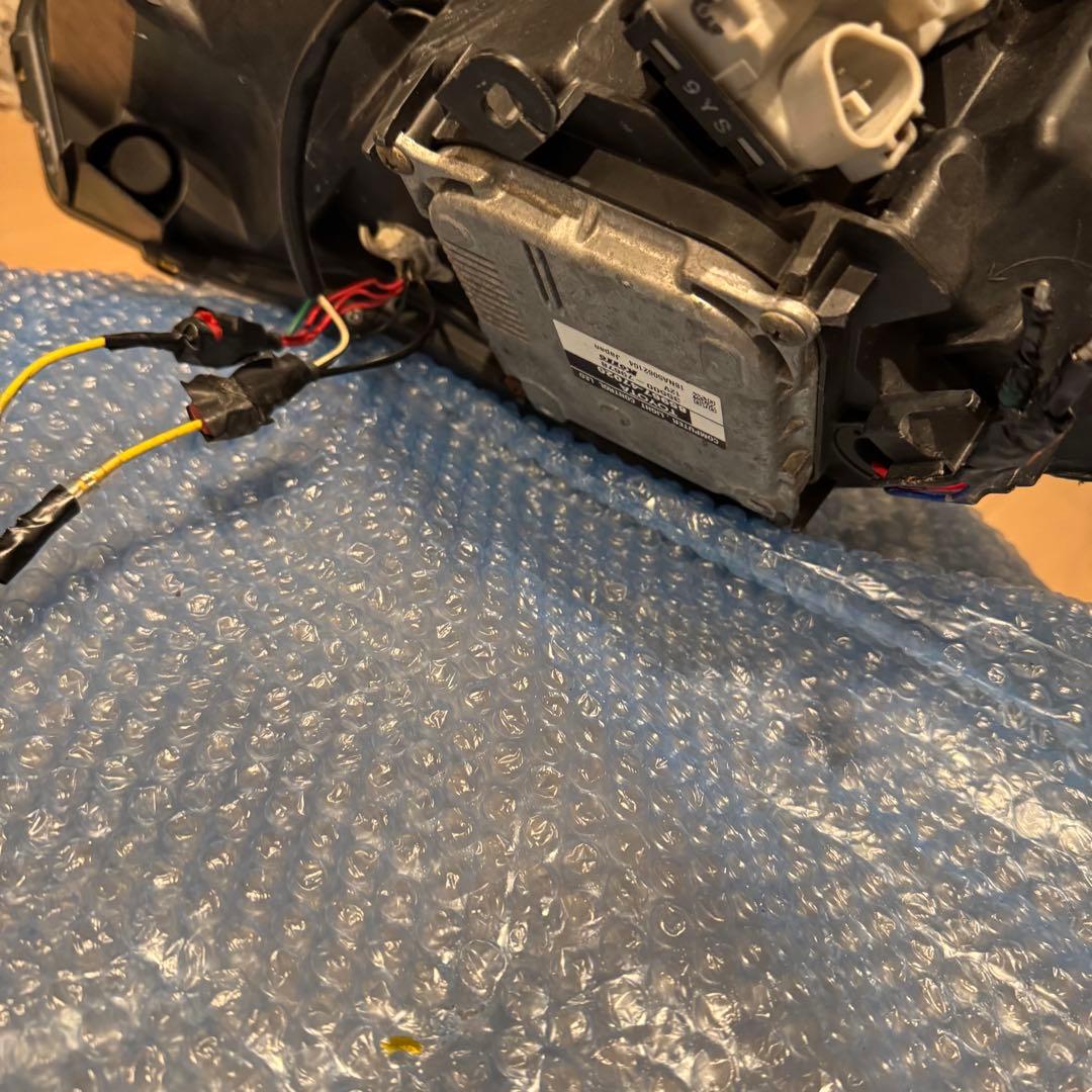 プリウス 30 純正 加工品 3連 イカリング付 前期 LED ヘッドライト